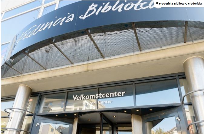 Billede af bibliotekets indgang