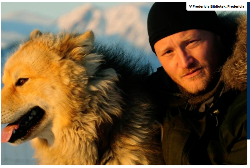 Billede af hund og patruljefører