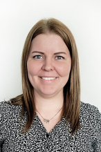 Profilbillede af kontorelev Carina Persson