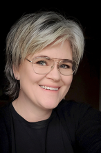Profilbillede af marketingassistent Kira Leth Hansen
